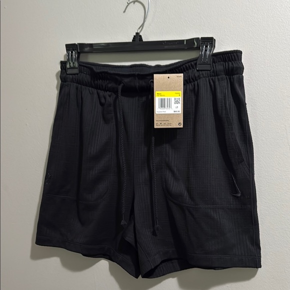 Nike Men's YOGA Dri-FIT 5" Unlined Shorts - Picture 6 of 9